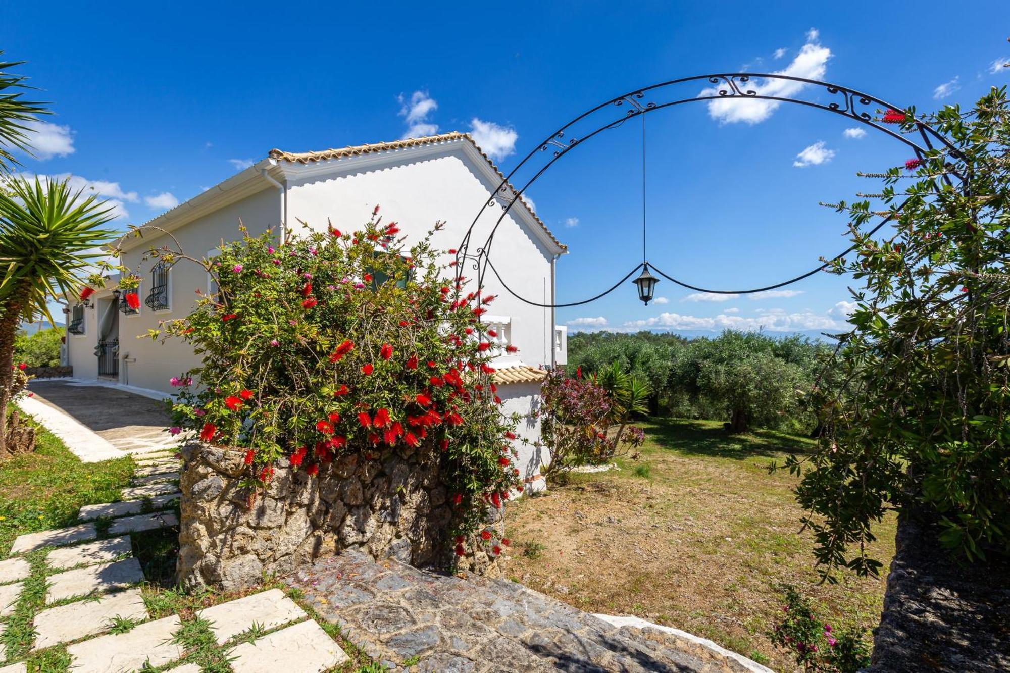 Classical Villa Anta Ágios Ioánnis Exterior photo